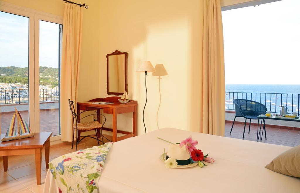 Hotel Sant Roc Calella De Palafrugell Room photo